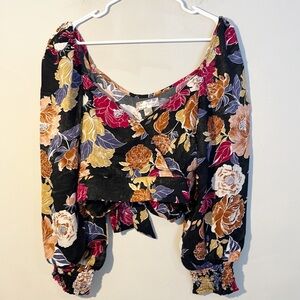NWT Band of Gypsies Black Floral Long sleeve crop top women size Medium